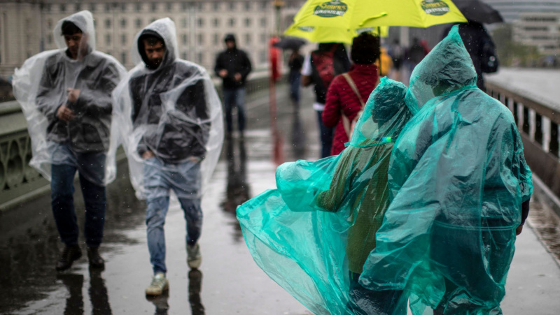 Penktadienį JK laukiama beveik mėnesio lietaus normos