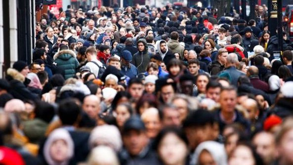 Naujausia analizė: JK statistikos biuras „nepakankamai įvertino“ ES migracijos į JK lygį