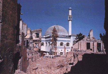 Per sprogimą prie Indijos ambasados Kabule žuvo 28 žmonės