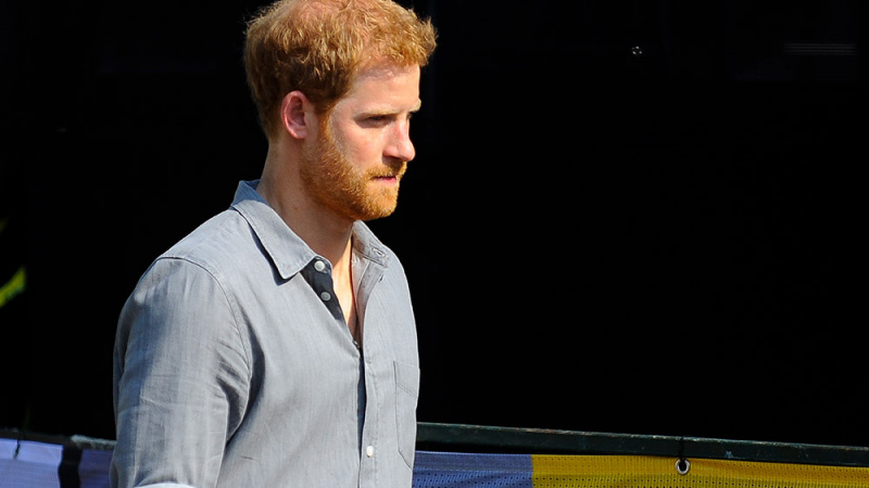 Princas Harry pats uždarė automobilio dureles ir nustebino pasaulį: kodėl?