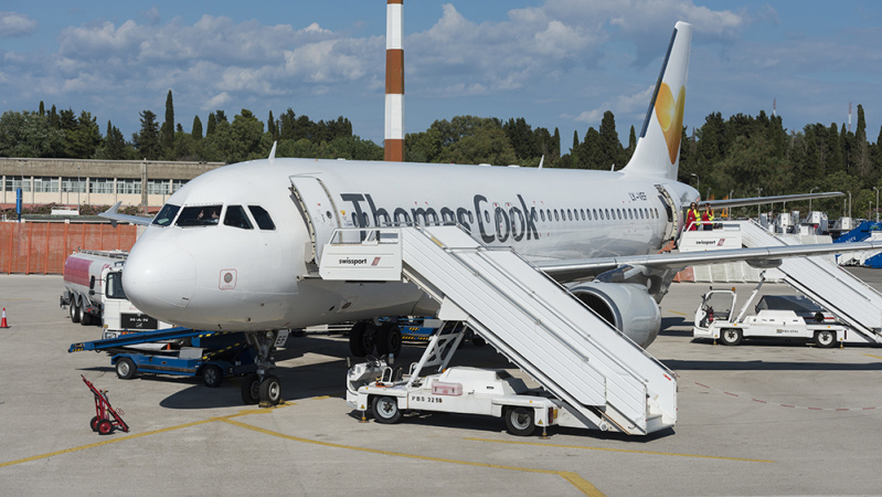 „Thomas Cook“ iš lietuvių nuomojo lėktuvus: kokios bus giganto žlugimo pasekmės?