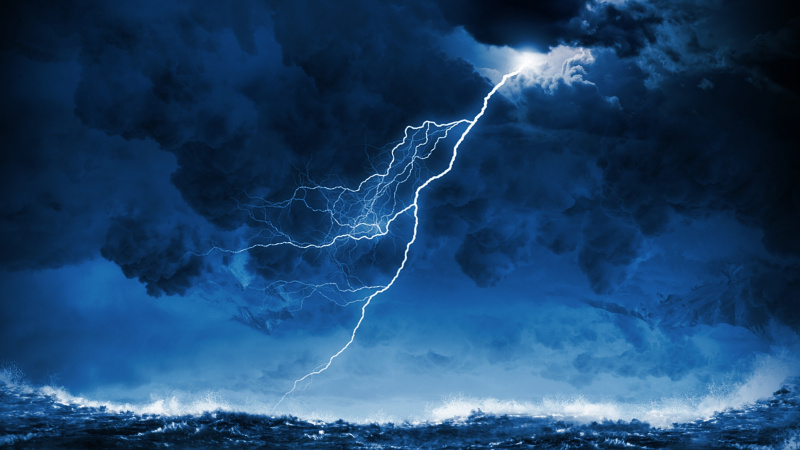 JK prognozuojamos audros, griaustinis, žaibai ir gūsingas vėjas, tačiau savaitgalį bus geriau