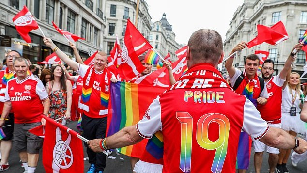 JK gyventojai labiau nei bet kada yra liberalesni homoseksualų, abortų ir narkotikų atžvilgiu