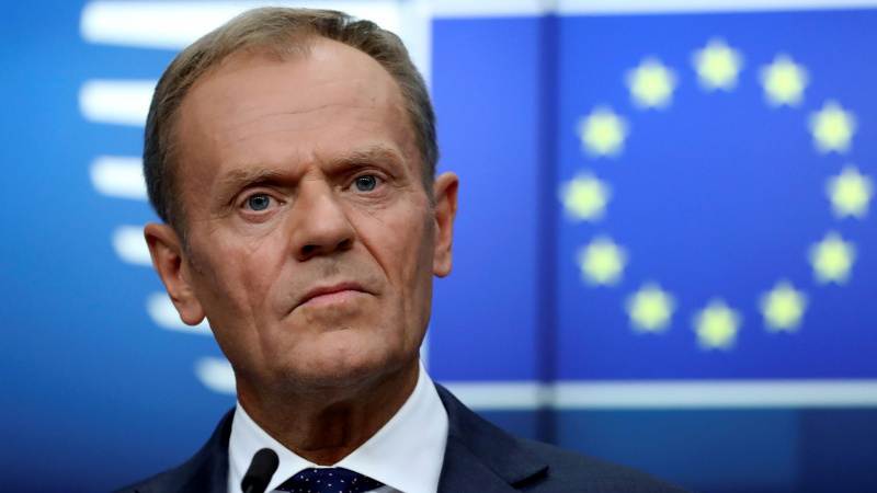 Naujausias „Brexit“ atidėjimas gali būti paskutinis, perspėjo D. Tuskas