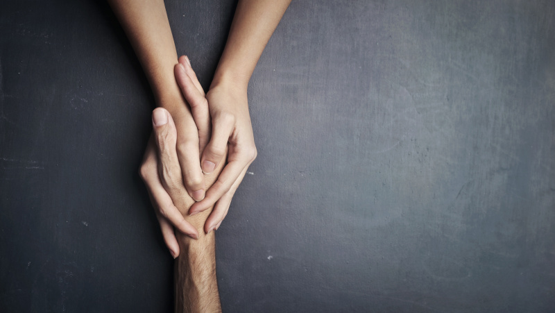 JK lietuvis prašo tautiečių pagalbos autobuso partrenktai ir smarkiai sužalotai dukrai