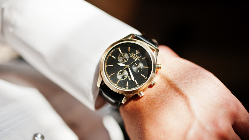 Pusė jaunų suaugusiųjų Britanijoje negali pasakyti laiko žiūrėdami į ... rodyklinį laikrodį