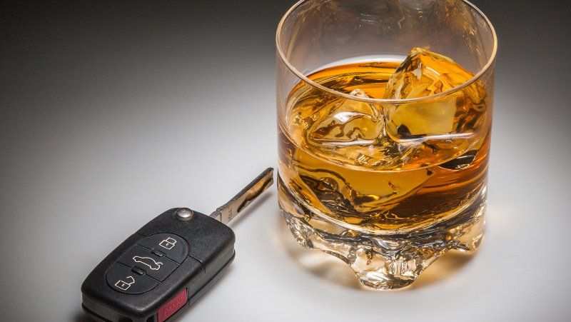 Škotijoje prie vairo girtas pagautas lietuvis nebevairuos pusantrų metų