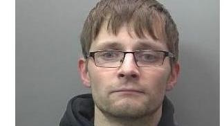 JK lietuvio namuose Peterboroughe rasta £60000 vertės kanapių sodinukų