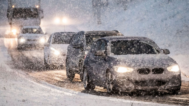 Didelei JK teritorijai paskelbtas perspėjimas dėl sniego ir plikledžio