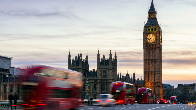 Londone bus galima nemokamai važiuoti autobusais, taip siekiama apsaugoti vairuotojus