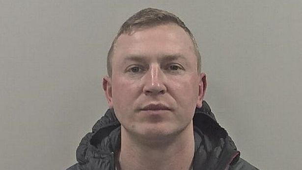 Į JK nelegaliai sugrįžęs lietuvis įkliuvo su krūva pinigų ir kokainu