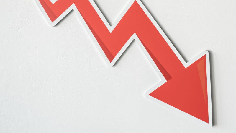 Su COVID-19 siejamų mirčių skaičius Anglijoje – mažiausias per šešias savaites