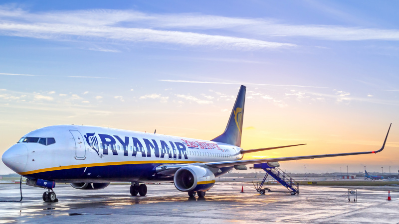 „Ryanair“ ketina liepą jau vykdyti 40 proc. įprastinių skrydžių