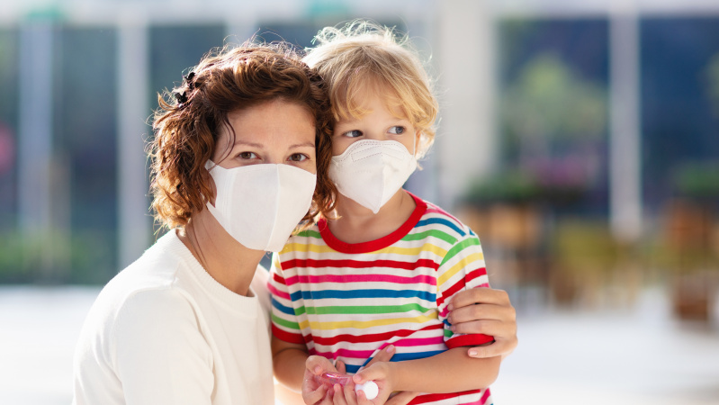 Tyrimas Vokietijoje: privalomas kaukių dėvėjimas koronaviruso plitimą sumažina 40 proc.