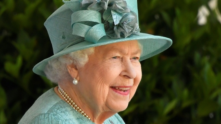 Minimas Britanijos karalienės oficialusis gimtadienis, surengta nauja ceremonija