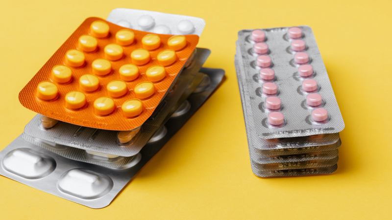 Įspėjo dėl veiksmingų vaistų koronavirusui gydyti – šiukštu taip nesielkite