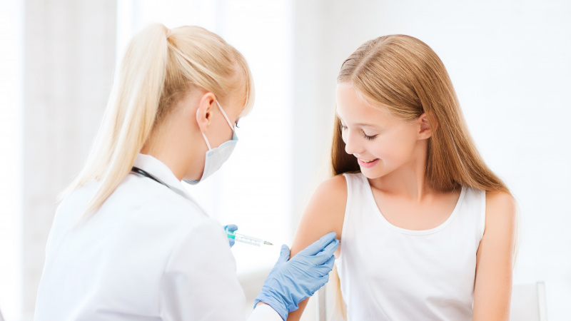 Daugumai žmonių Anglijoje bus siūloma pasiskiepyti nuo gripo