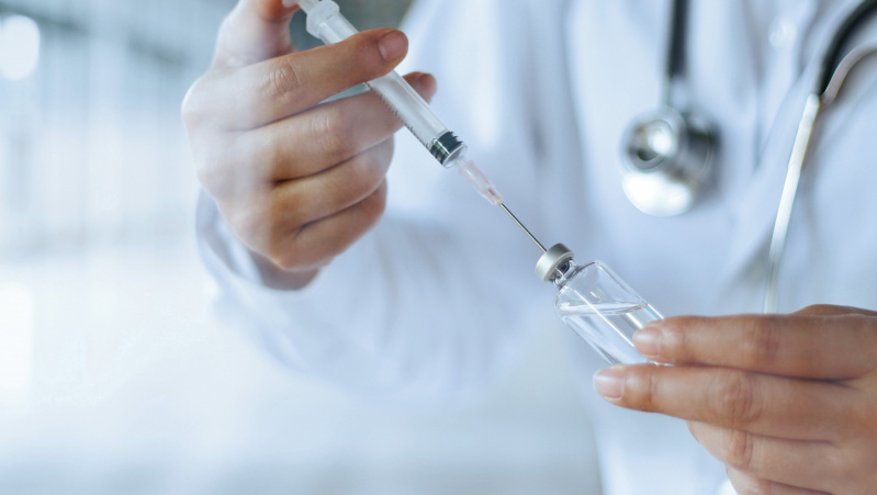 JK valdžia pasirašė susitarimą dėl 60 mln. potencialios vakcinos nuo koronaviruso dozių