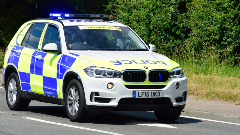 Policija Anglijos pietvakariuose dirba maksimaliu pajėgumu, iškvietimų skaičius šoktelėjo į viršų