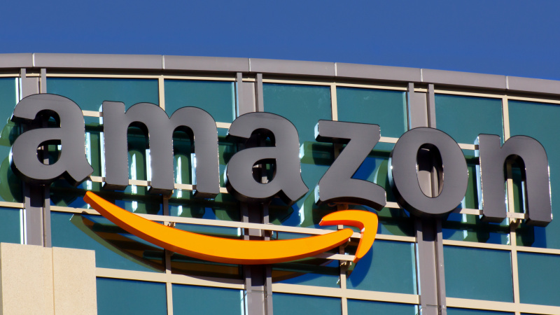 „Amazon“ JK sukurs 7 tūkst. naujų nuolatinių darbo vietų