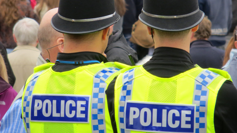 JK ministras ragina gyventojus skųsti kaimynus dėl „šešių taisyklės“ nesilaikymo