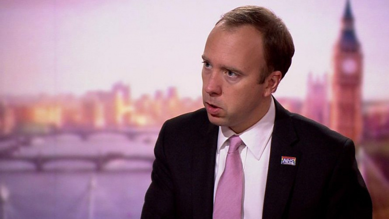 JK sveikatos sekretorius: laikykitės COVID 19 taisyklių arba jos griežtės