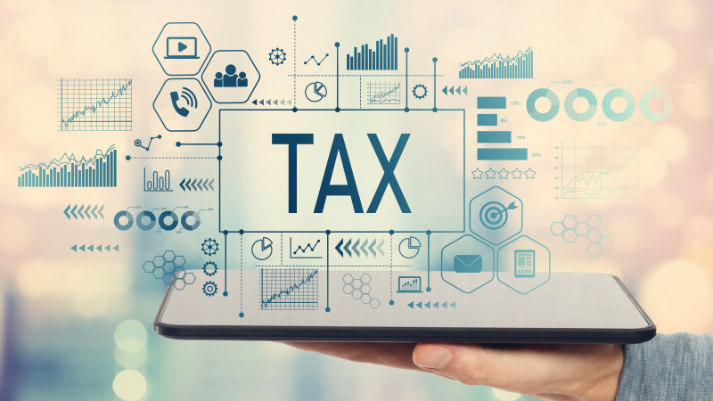 JK iždo sekretorius užsiminė, kad mokesčių kėlimas gali būti atidėtas siekiant gelbėti darbo vietas