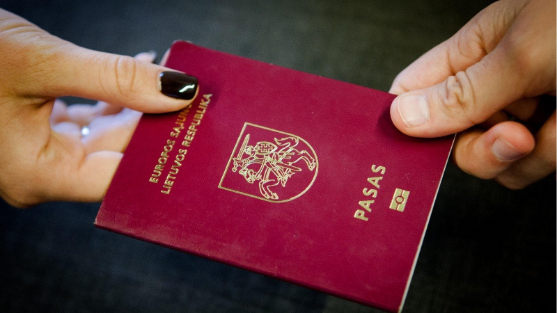JK lietuviams palengvėjo asmens dokumentų išdavimas – atidaryti du pasų centrai