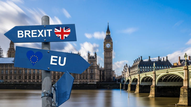Bankai dėl „Brexito“ palieka Londoną - renkasi Vokietiją