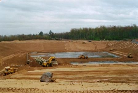 Bendrovių direktoriai turės atsakyti už neteisėtą žvyro kasimą