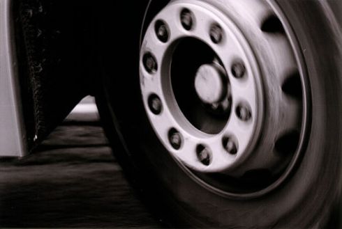 Autobusui, kuriuo važiavo lietuviai, patyrus avariją, vienas žmogus žuvo ir 60 sužeista