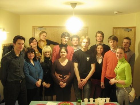 Studijos Anglijoje su paskolų našta