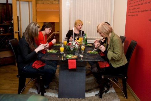 Realybės šou "Kviečiu jus vakarienei" prasidėjo