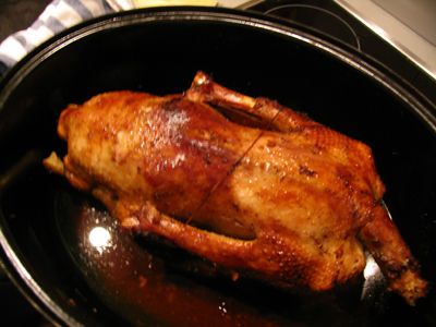 Išgertuvėms nugalabijo kaimynės antiną