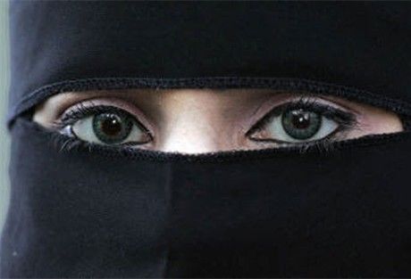 Australijoje teisėja liepė liudininkei nusiimti nikabą