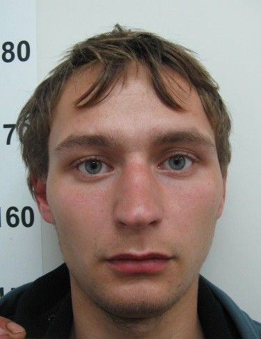 Sukčius apgaudinėjo darbo užsienyje ieškančius žmones