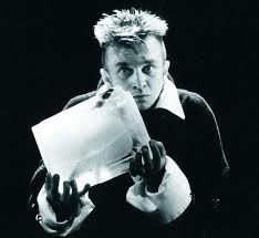 Legendiniame Šekspyro "Globe" teatre Londone - Nekrošiaus "Hamletas"