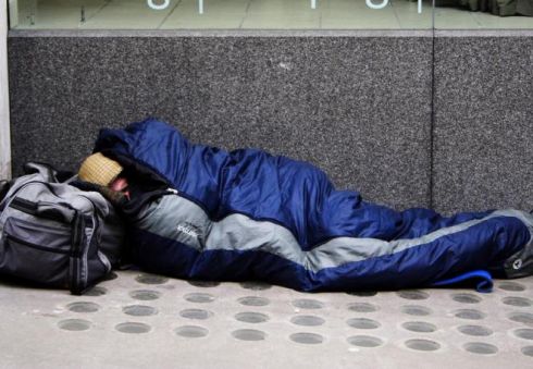 Lietuviai benamiai – neprasigėrę, o apgauti darbdavių