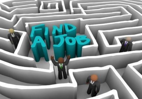 Skaitytojos laiškas:  Statusas pelenės, poreikiai - princesės. Kas aš?